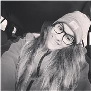 Soy profesora nativa de Lengua Castellana y Literatura